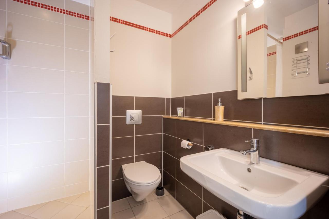Le Christiania Hotel แซ็งต์-ลารีย์-ซูว์ลอง ภายนอก รูปภาพ